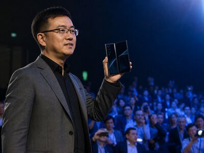 Гендиректор Nvidia Дженсен Хуанг відповів Трампу з нового складаного телефона Apple