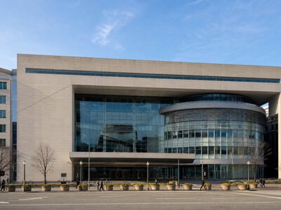 Міністр охорони здоров’я США Кеннеді виступить на антивакцинній конференції