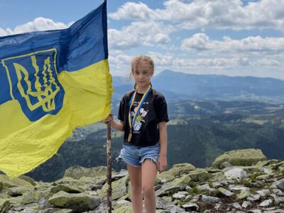 «Наймолодша підкорювачка Карпат»: 9-річна киянка встановила рекорд України, зійшовши на всі двотисячники