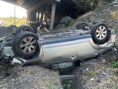 ДТП у Запоріжжі: Водійка Mitsubishi у стані наркотичного сп’яніння злетіла з мосту