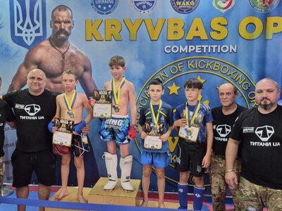 Командна першість - за клубом Барс: у Кривому Розі відбувся відкритий міський чемпіонат з кікбоксингу WAKO