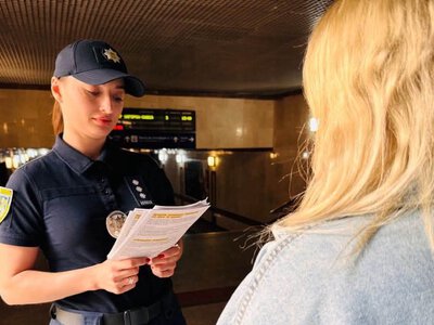 Фейкові дзвінки від «банків» та виплати: в Ужгороді попередили про шахрайські схеми