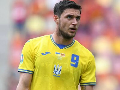 Роман Яремчук потрапив до заявки Олімпіакоса на Лігу Європи