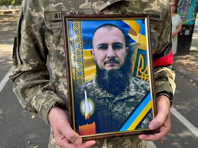 В Ужгороді попрощалися із захисником Володимиром Солониною