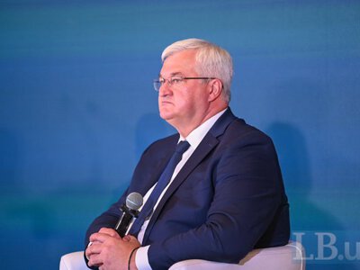 Сибіга закликав партнерів допомогти Україні локомотивами та фінансуванням на нові