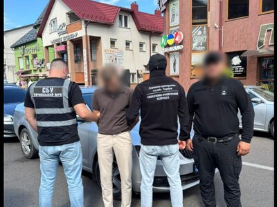 На Тячівщині затримали 25-річного переправника, який вимагав $15 тисяч