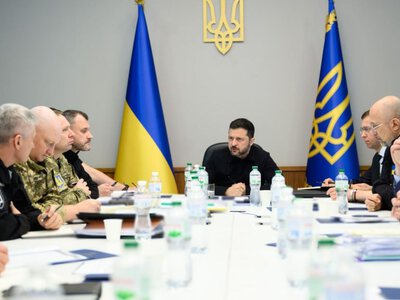 Зеленський анонсував посилення захист АЗС і залізниці: як це відбуватиметься