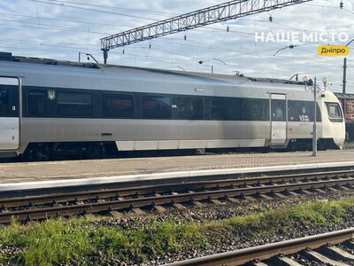 Укрзалізниця вводить нові тарифи на приміські поїзди в Дніпропетровській області