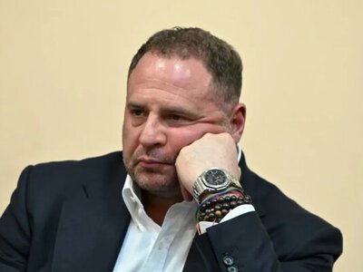 ВАКС зняв електронний браслет з Андрія Єрмака через загрозу для здоров’я