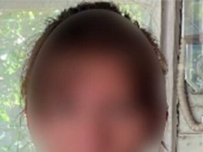 У Хмельницькому суд заборонив жінці наближатися до матері й доньки, але вона знову прийшла