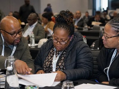У ПАР конференція Cosatu не почалася через суперечку про мандати — Daily Maverick