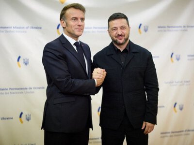 Зеленський поговорив телефоном з Макроном: домовились зустрітися у Нью-Йорку