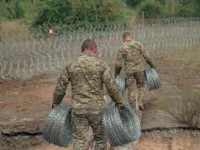 Польща посилює переходи на кордоні з Україною: військові будують укріплення
