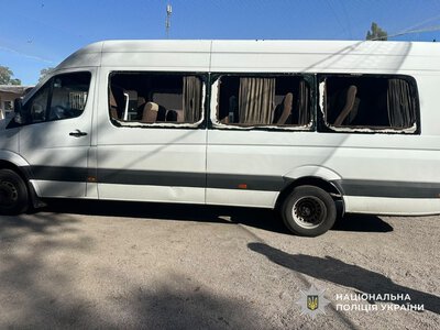 На Нікопольщині ворожий безпілотник вдарив по автобусу: є загиблі та поранені