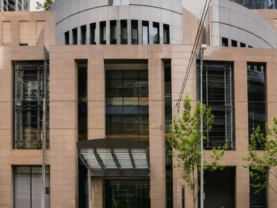 У штаті Вікторія в Австралії проведуть перше слухання комісії щодо корупції в будівництві