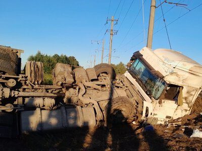 Пасажирський потяг зіткнувся з вантажівкою: що відомо про ДТП на Чернігівщині