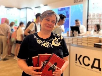 Євгенія Канчура: Люблю фентезі, перекладаю детективи і захоплююся своїми студентами
