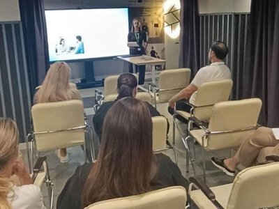 Комунікація з пацієнтами та ветеранами: у Центрі реабілітації УБД Луцька провели лекцію для медиків