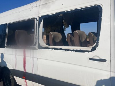 Росія атакувала Україну 80 дронами: на Нікопольщині удар по автобусу забрав життя п’ятьох людей