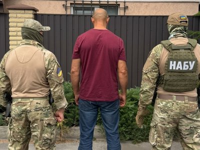 ВАКС заарештував ще одного військового у справі про хабар за РЕБ