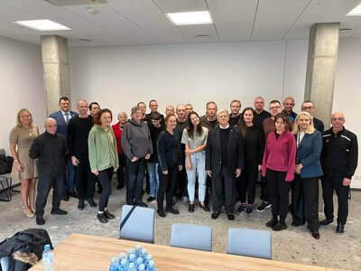 білорусь звільнла 25 політв’язнів в обмін на послаблення санкцій США