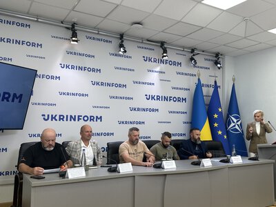 Доступне розмитнення авто для ветеранів: законопроєкти роками чекають руху, а ветерани вимагають політичного рішення