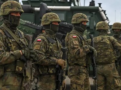 У Польщі пропонують повернути обов’язкову військову підготовку для чоловіків