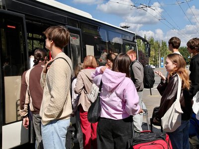 Рух поїздів на Миколаїв через атаку порушено: пасажирів пересаджують на автобуси