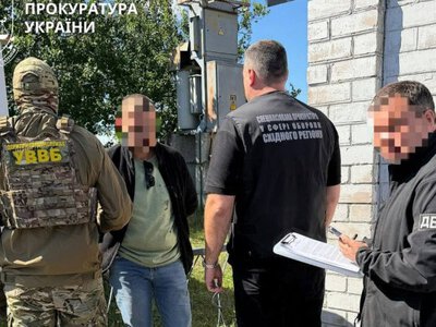 Військовослужбовця ДПСУ затримали на хабарі за організацію виїзду чоловіків до Європи