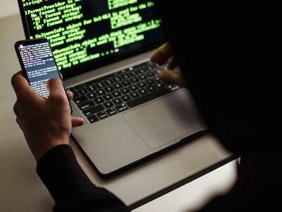Цифрова інфраструктура ЦВК Росії зазнала хакерської атаки перед виборами до Держдуми