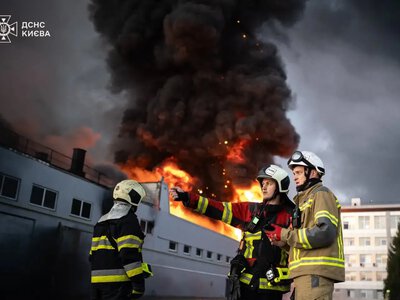 росія знищила склад з реквізитом студії “Квартал 95”