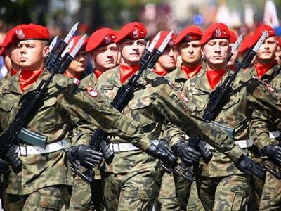 У Варшаві заявили про тривожні сигнали Вашингтона щодо подальших дій РФ