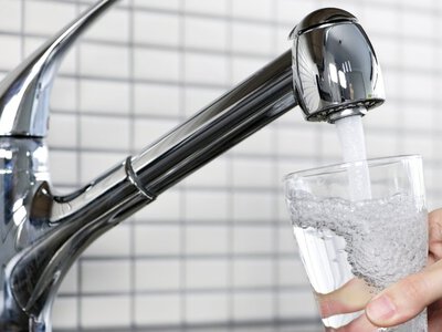 Якість питної води в Україні перевірятимуть за європейськими нормами: деталі