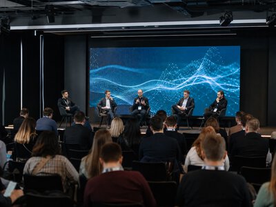 На TechCrunch Disrupt 2026 обговорять команди стартапів з AI-агентами