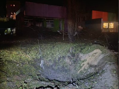 Уночі Київ зазнав ракетної атаки: 16 постраждалих
