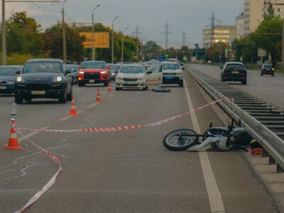 У Дніпрі на Набережній Заводській зіткнулися два мотоцикли: подробиці смертельної ДТП