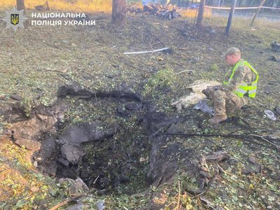 Росія вночі атакувала Київ балістикою і дронами: серед постраждалих є двоє дітей, пошкоджені будинки й залізниця