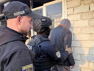 Розбещення неповнолітніх у соцмережах