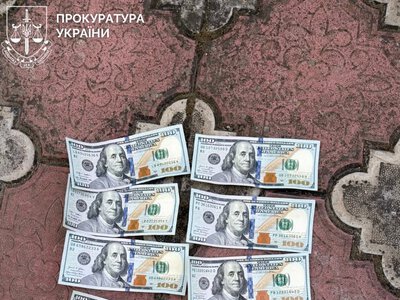 На Черкащині працівник ТЦК погрожував відправити на фронт чоловіка, якщо він не заплатить хабар