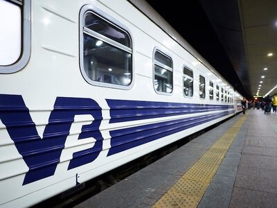 Дорога до Львова розтягнулася на години: які рейси затрималися після атак РФ