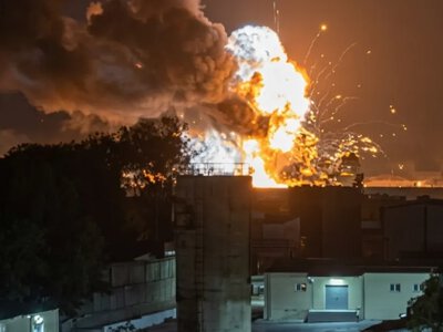 Зеленський підтвердив удари по Ярославському НПЗ, аеродрому в Ростові та об'єктах у Чорному морі