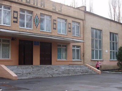 В Одесі вчительці після падіння з вікна школи виплатили 6 тисяч гривень