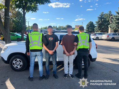 У Києві батько з сином підпалили авто військового через ревнощі