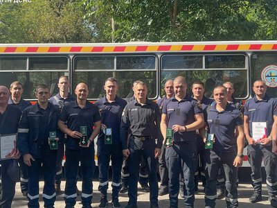 У вогонь і під завали заради інших: у Кривому Розі рятувальників привітали з професійним святом