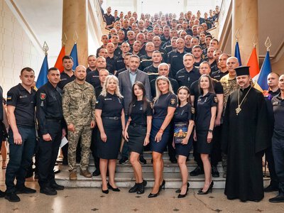 До ліквідації наслідків атаки на Одещину залучили понад 150 рятувальників