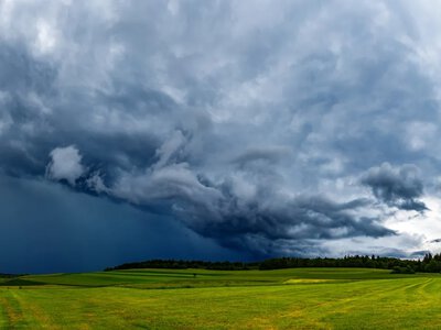 Україну 18 вересня прогріє до +25°: де очікуються короткочасні дощі 