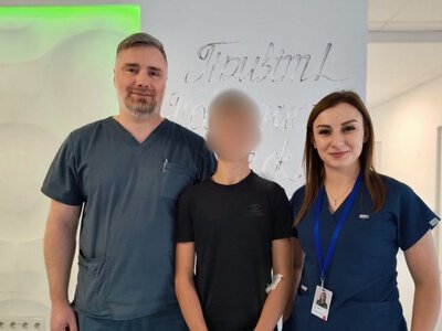 Гойдалка вдарила по спині: у Львові медики врятували підлітка із розірваною селезінкою