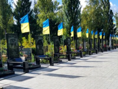 Будівництво першої та другої черг Національного військового меморіального кладовища планують завершити у 2027 році: у бюджеті заклали ₴1 млрд
