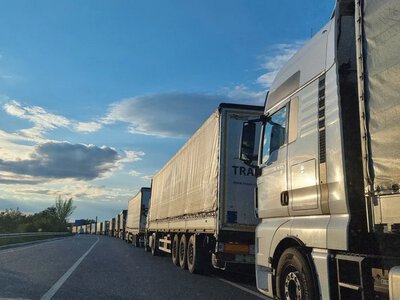 Польща зробить платним вʼїзд до України: скільки доведеться платити