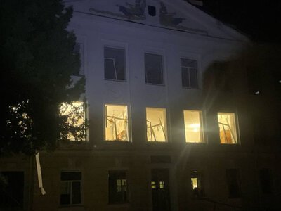 Росія завдала удару по Конотопу: у місті пошкоджено школу, дитсадок та мережі світла й газу
